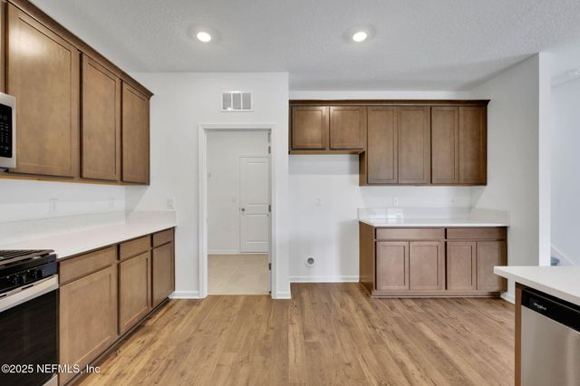 14155 EPPLY Drive, Jacksonville, FL 32218