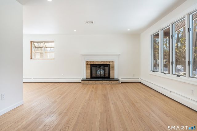 24 Pleasant Hill Road, Newtown, CT 06470