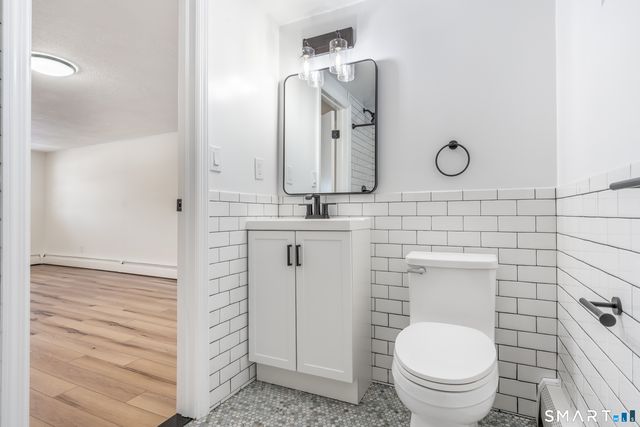 24 Pleasant Hill Road, Newtown, CT 06470