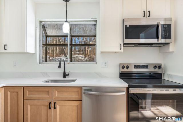 24 Pleasant Hill Road, Newtown, CT 06470