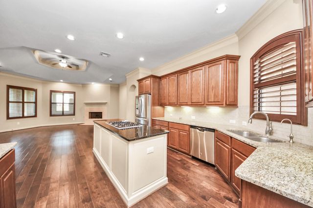 4827 Magnolia Bend Drive, Rosharon, TX 77583