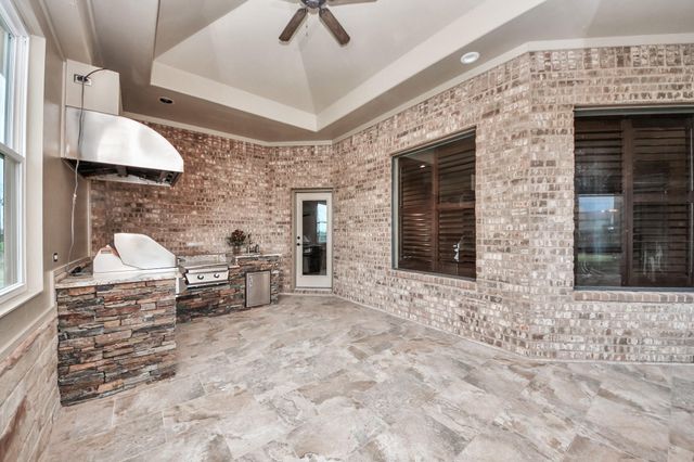 4827 Magnolia Bend Drive, Rosharon, TX 77583