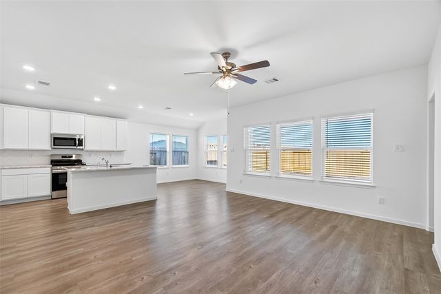 2115 Spring Hollow Drive, Baytown, TX 77521