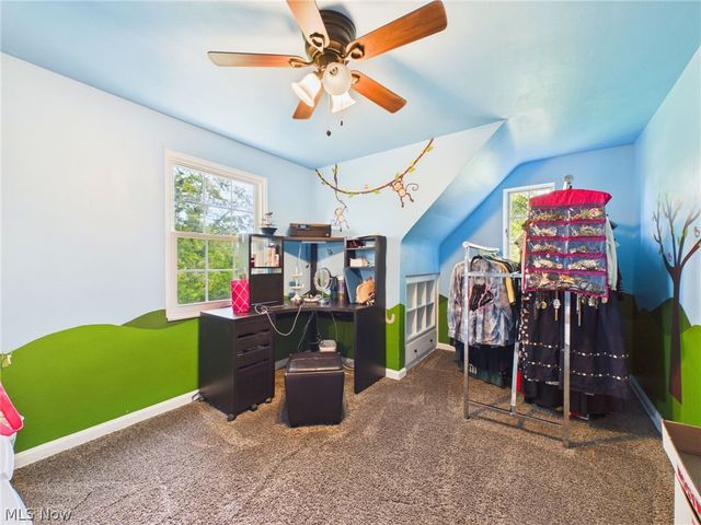 683 E Ford Avenue, Barberton, OH 44203