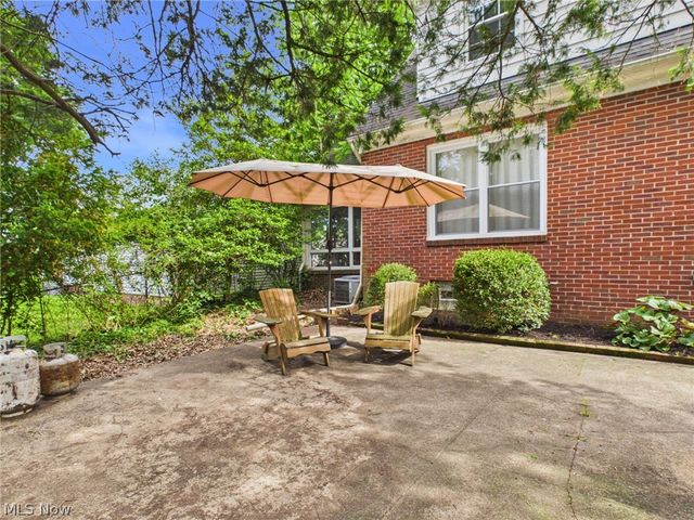 683 E Ford Avenue, Barberton, OH 44203