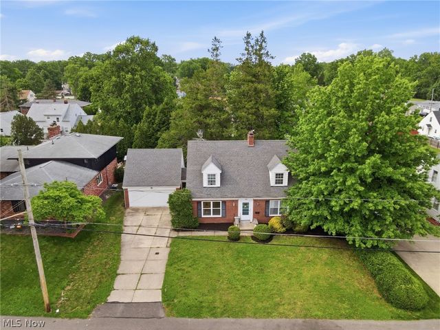 683 E Ford Avenue, Barberton, OH 44203