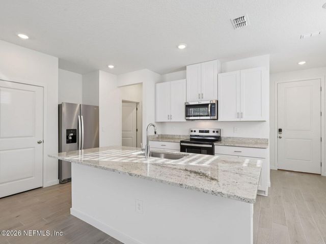 9692 HARPER VILLAGE Circle, Jacksonville, FL 32219