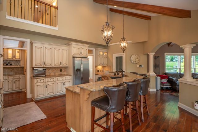 8598 Regency Drive NW, Massillon, OH 44646
