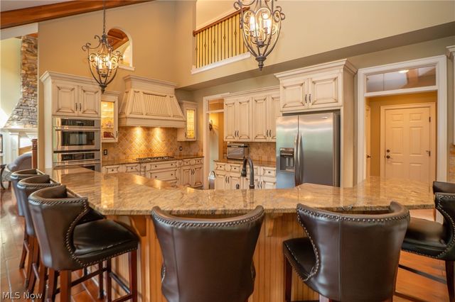 8598 Regency Drive NW, Massillon, OH 44646
