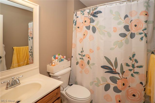 8598 Regency Drive NW, Massillon, OH 44646