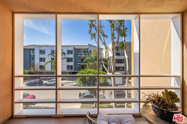 750 N Kings Road 224, West Hollywood, CA 90069