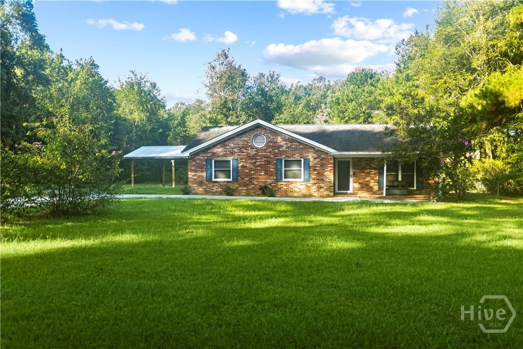 Image 1 of property listing at 2600 McCall Road, Rincon, GA 31326
