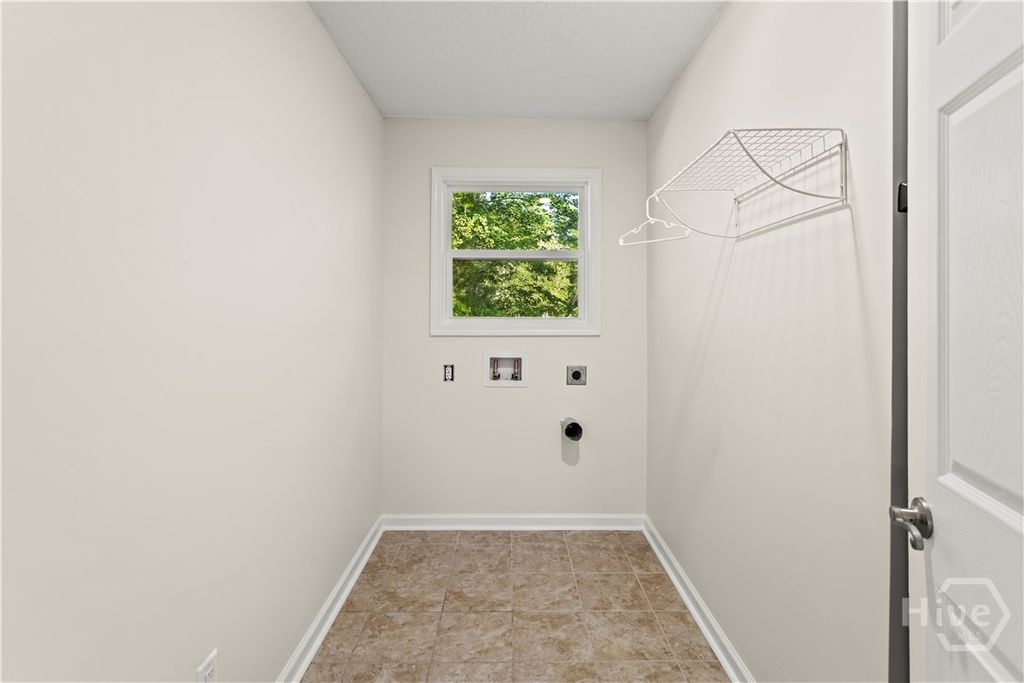 Image 10 of property listing at 2600 McCall Road, Rincon, GA 31326