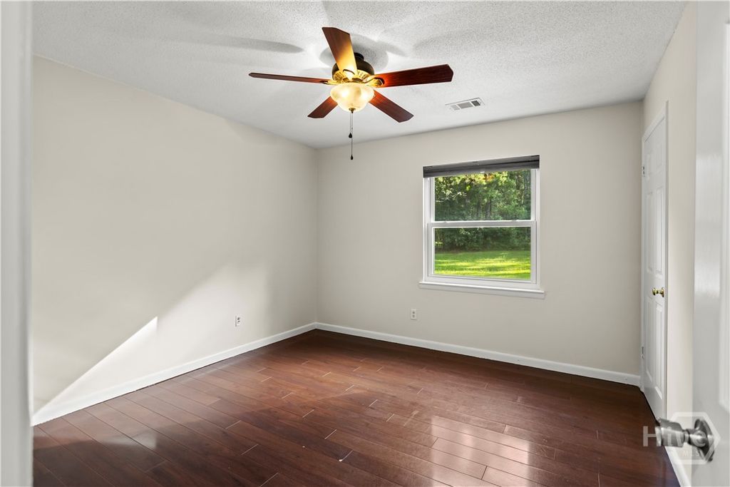 Image 14 of property listing at 2600 McCall Road, Rincon, GA 31326