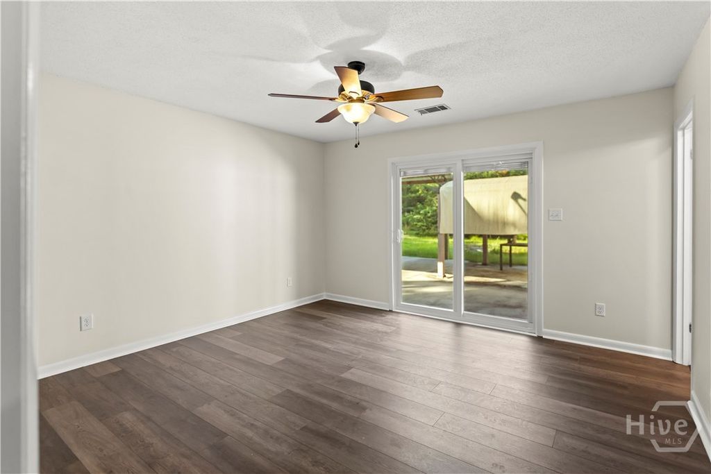Image 16 of property listing at 2600 McCall Road, Rincon, GA 31326