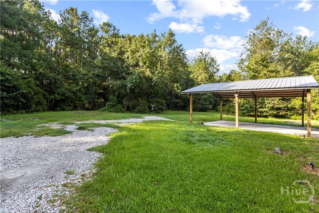 Image 22 of property listing at 2600 McCall Road, Rincon, GA 31326