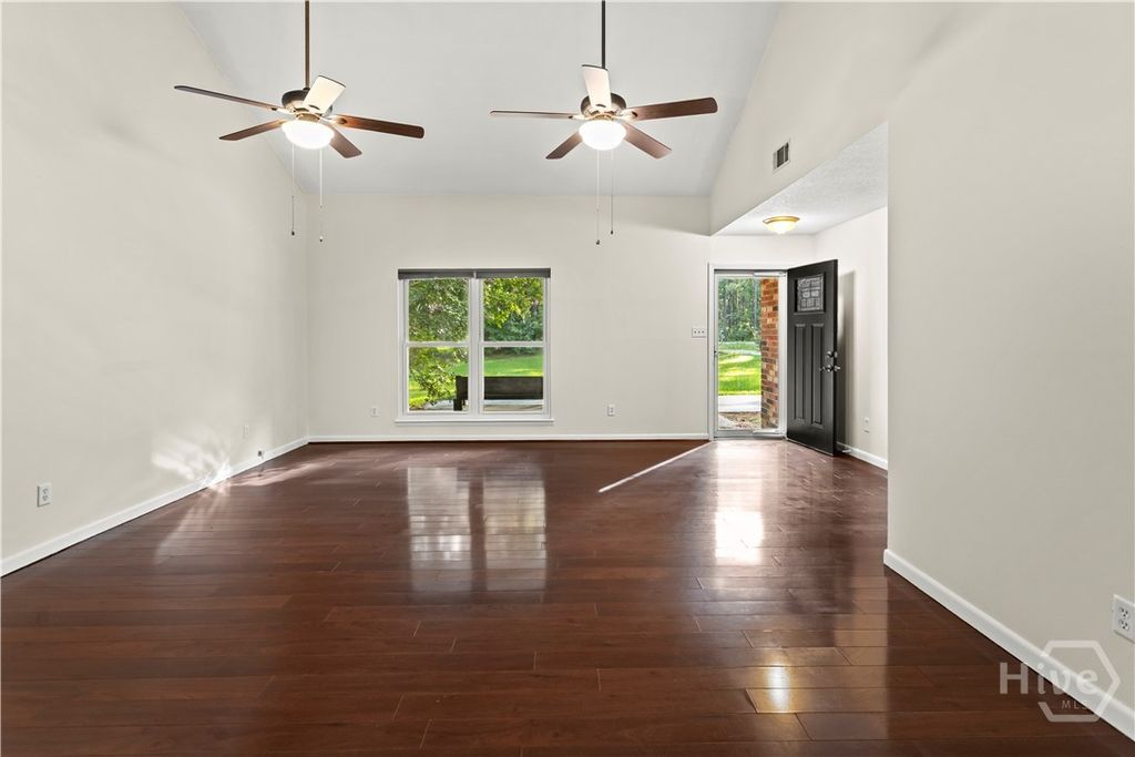 Image 4 of property listing at 2600 McCall Road, Rincon, GA 31326