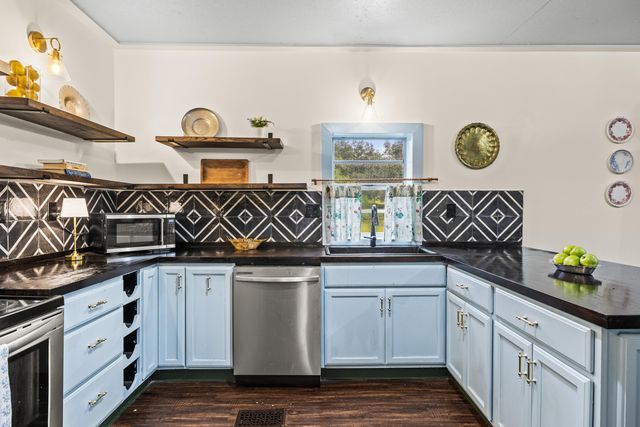 3372 Lake Kathy Road, Tunnel Hill, GA 30755
