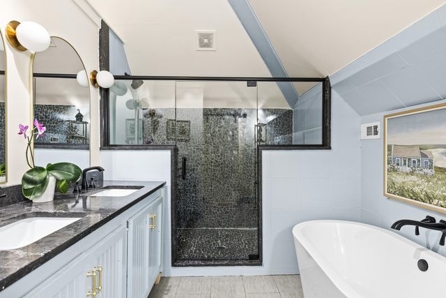 3372 Lake Kathy Road, Tunnel Hill, GA 30755