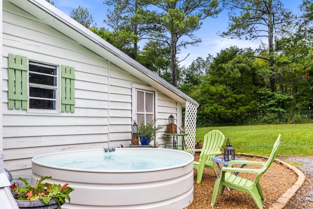 3372 Lake Kathy Road, Tunnel Hill, GA 30755