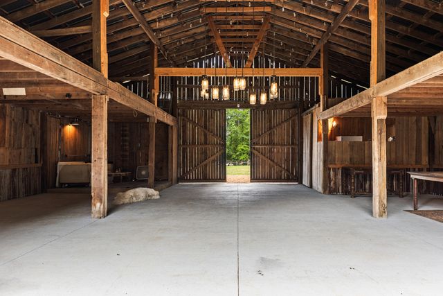 3372 Lake Kathy Road, Tunnel Hill, GA 30755