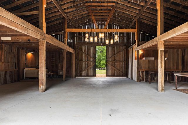 3372 Lake Kathy Road, Tunnel Hill, GA 30755