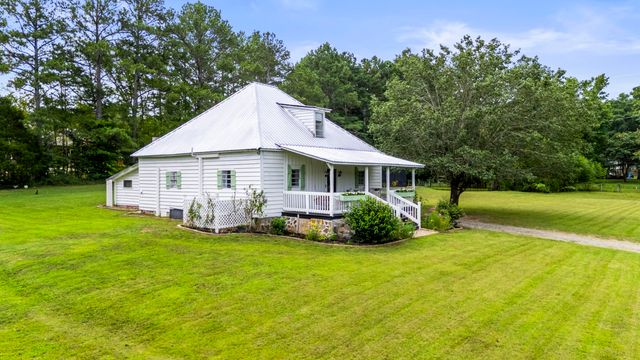 3372 Lake Kathy Road, Tunnel Hill, GA 30755