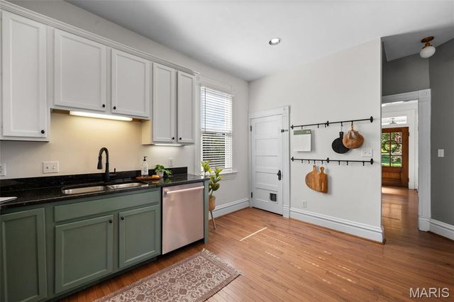7316 Marietta Avenue, Maplewood, MO 63143