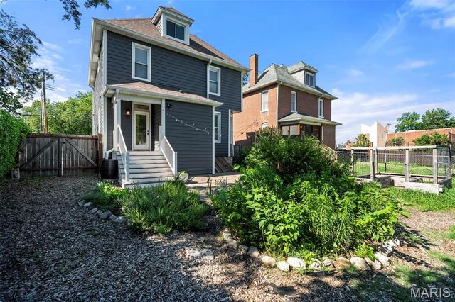 7316 Marietta Avenue, Maplewood, MO 63143