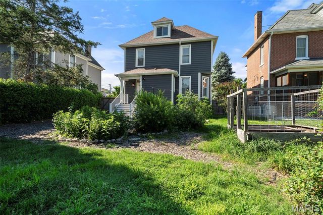 7316 Marietta Avenue, Maplewood, MO 63143