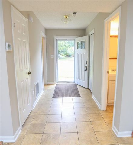 5336 Angus DR, Virginia Beach, VA 23464