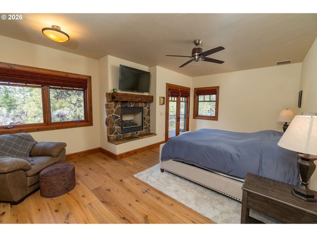 20112 STARFIRE RIDGE Ct, Bend, OR 97702