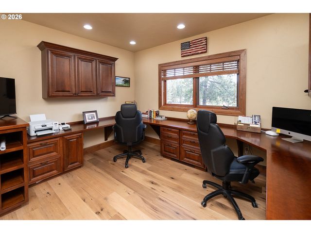 20112 STARFIRE RIDGE Ct, Bend, OR 97702