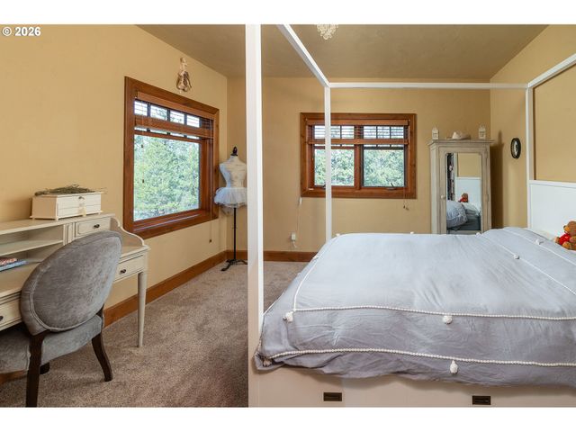 20112 STARFIRE RIDGE Ct, Bend, OR 97702