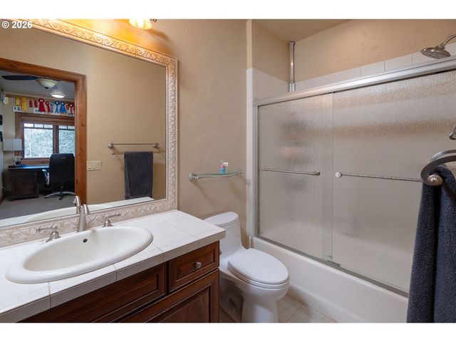 20112 STARFIRE RIDGE Ct, Bend, OR 97702