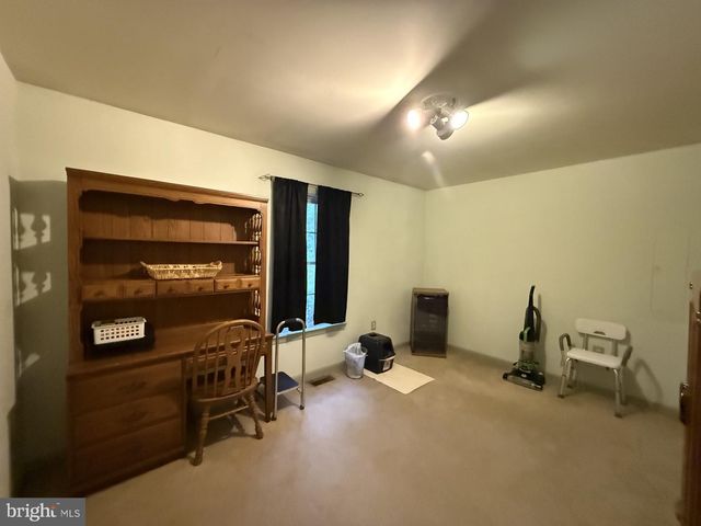 10374 TOWER RD, Unionville, VA 22567