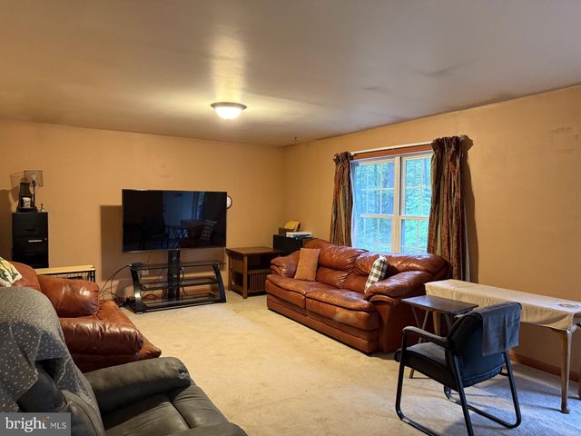 10374 TOWER RD, Unionville, VA 22567