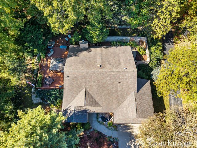 17871 N Fruitport Road, Spring Lake Twp, MI 49456