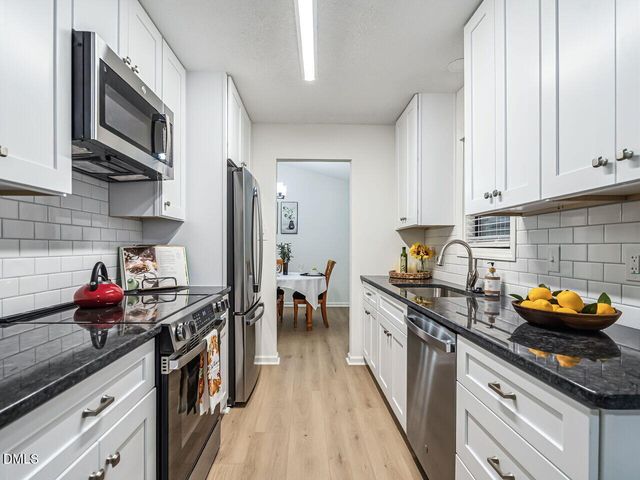 14 Meadhall Court, Durham, NC 27713