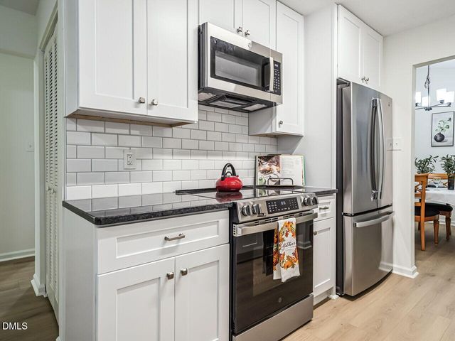 14 Meadhall Court, Durham, NC 27713