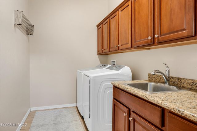 9529 S Camino Adamada, Vail, AZ 85641