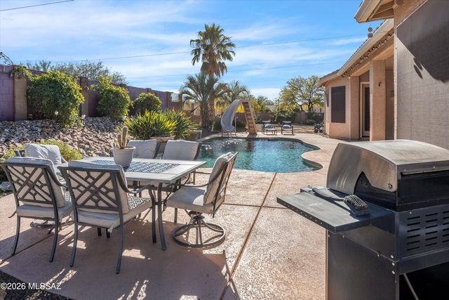 9529 S Camino Adamada, Vail, AZ 85641