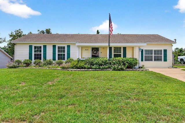 3018 YORKSHIRE DRIVE, Deltona, FL 32738