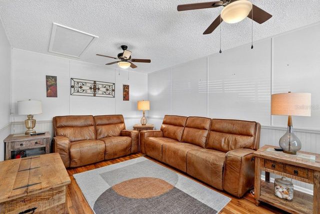3018 YORKSHIRE DRIVE, Deltona, FL 32738
