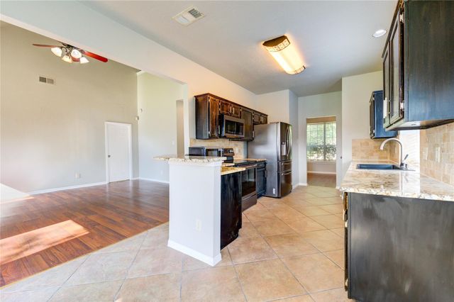 16814 Benwick Drive, Sugar Land, TX 77498