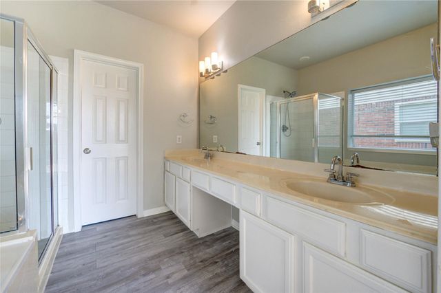 16814 Benwick Drive, Sugar Land, TX 77498
