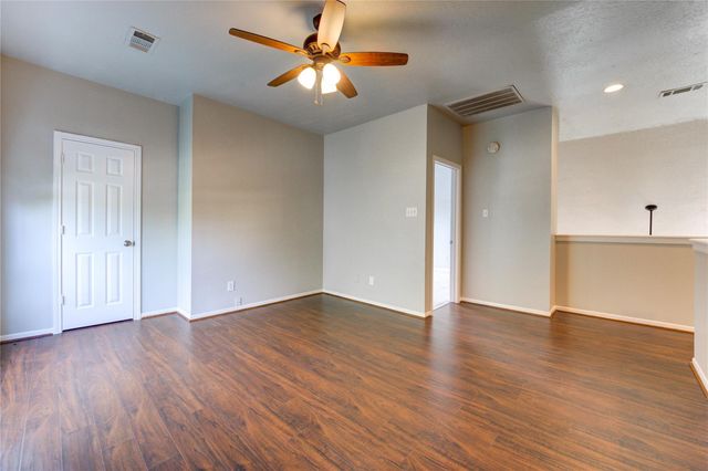 16814 Benwick Drive, Sugar Land, TX 77498