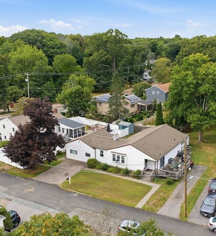 1075 W Elm St Extension, Brockton, MA 02301