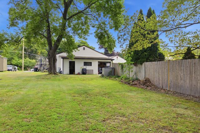 1075 W Elm St Extension, Brockton, MA 02301