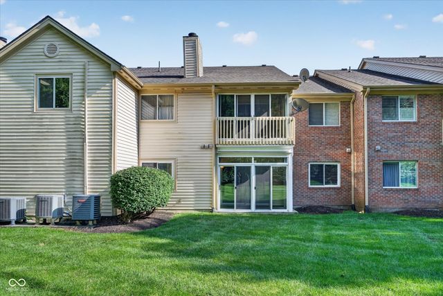 1076 Timber Creek Drive UNIT 2, Carmel, IN 46032